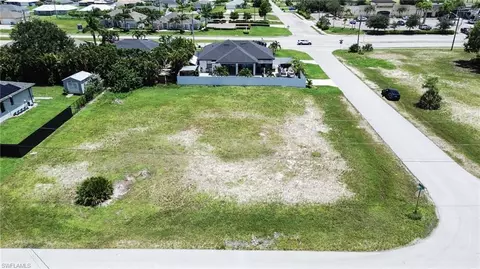 3121 SW 16th Pl, Cape Coral, FL 33914