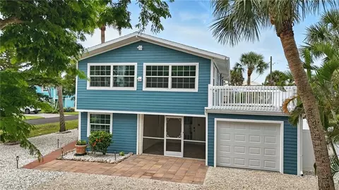 4880 Coquina Rd, Fort Myers Beach, FL 33931