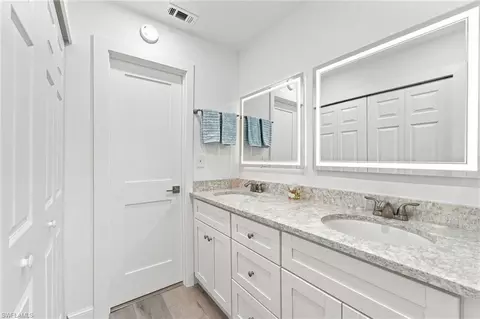Bath - 105 Harrison Rd #2, Naples, FL 34112 photo 1 of 3