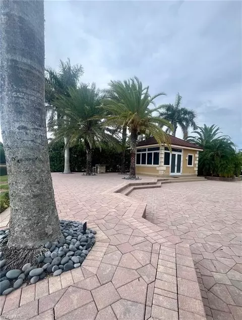 4931 Coach Ln, Naples, FL 34114 photo 13