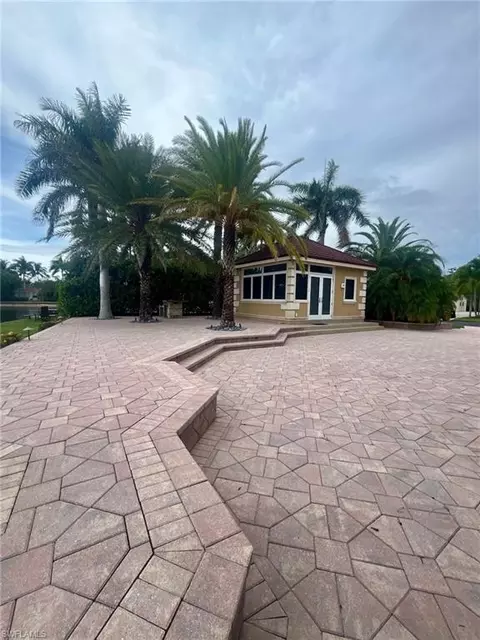 4931 Coach Ln, Naples, FL 34114 photo 4