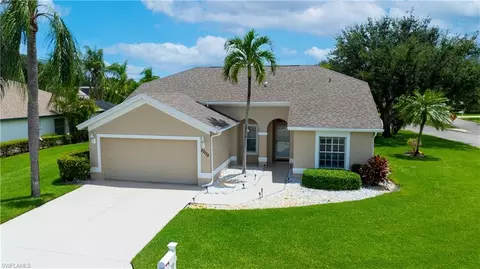 Exterior - 22178 Seashore Cir, Estero, FL 33928 photo 5 of 5