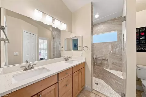 Bath - 22178 Seashore Cir, Estero, FL 33928 photo 2 of 3