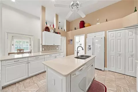 Kitchen - 22178 Seashore Cir, Estero, FL 33928 photo 4 of 4