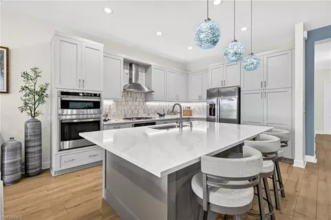 Kitchen - 20702 Fair Oak Ln, Estero, FL 33928 photo 4 of 4