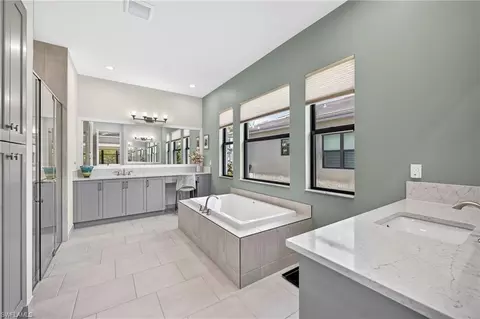 Bath - 20702 Fair Oak Ln, Estero, FL 33928 photo 2 of 5