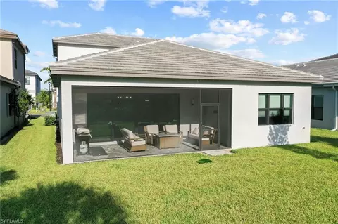 Exterior - 20702 Fair Oak Ln, Estero, FL 33928 photo 4 of 8