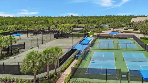 View/Area - 7674 Jacaranda Ln, Naples, FL 34114 photo 7 of 7