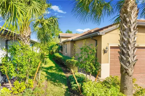 Exterior - 7674 Jacaranda Ln, Naples, FL 34114 photo 6 of 12