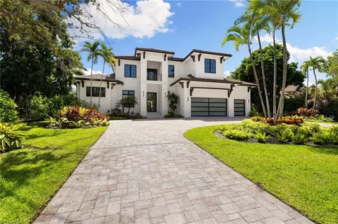 Exterior - 3280 Crayton Rd, Naples, FL 34103 photo 7 of 7