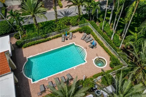Exterior - 20231 Burnside Pl #403, Estero, FL 33928 photo 8 of 11