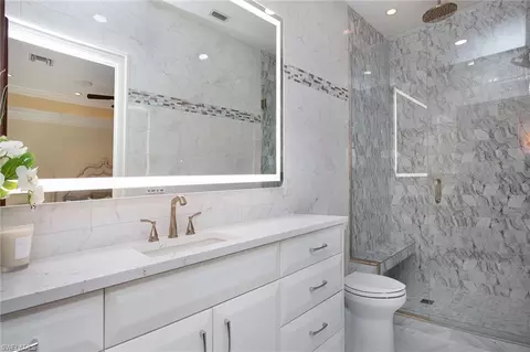Bath - 342 Germain Ave, Naples, FL 34108 photo 7 of 7