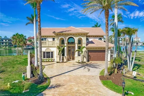 342 Germain Ave, Naples, FL 34108