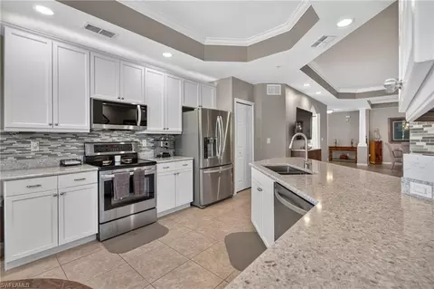 Kitchen - 3620 Lansing Loop #101, Estero, FL 33928 photo 1 of 5