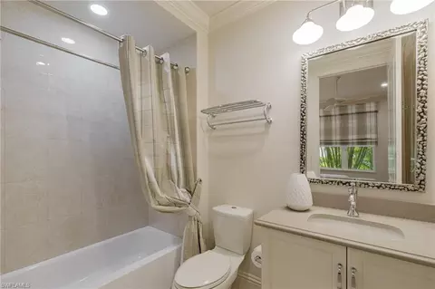 Bath - 16759 Cabreo Dr, Naples, FL 34110 photo 4 of 5