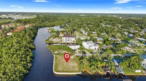 1100 Christopher Ct, Naples, FL 34104 photo 8