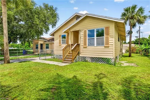 11535 Chapman Ave, Bonita Springs, FL 34135