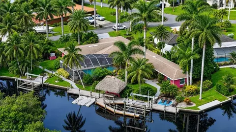 1771 Coral Way, North Fort Myers, FL 33917