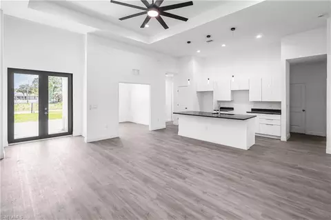 2902 11th St W, Lehigh Acres, FL 33971