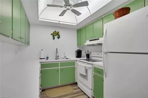 Kitchen - 116 Harrison Rd #3, Naples, FL 34112 photo 2 of 3