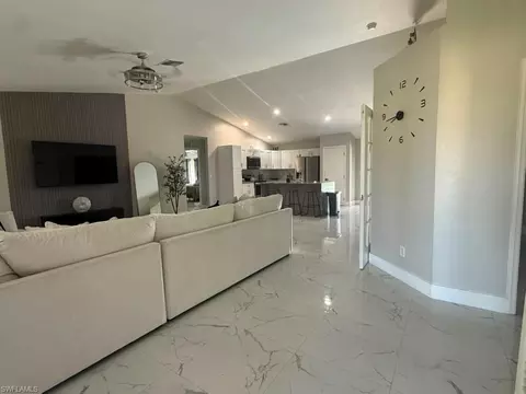 2540 Chiquita Blvd N, Cape Coral, FL 33993
