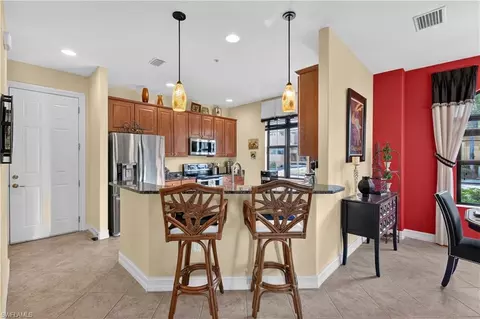 Kitchen - 9110 Capistrano St S #8401, Naples, FL 34113 photo 4 of 4
