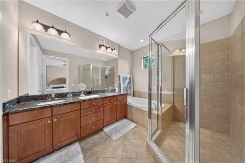 Bath - 9110 Capistrano St S #8401, Naples, FL 34113 photo 1 of 4