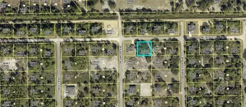 105 W 18th St, Lehigh Acres, FL 33972