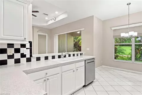 Kitchen - 357 Harvard Ln, Naples, FL 34104 photo 5 of 5