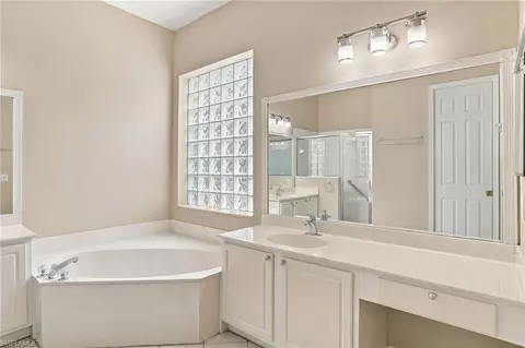 Bath - 357 Harvard Ln, Naples, FL 34104 photo 4 of 5