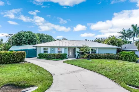 Exterior - 401 Panay Ave, Naples, FL 34113 photo 1 of 12