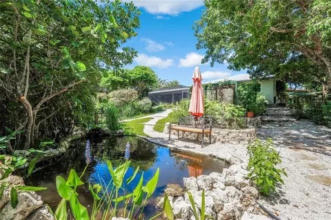Exterior - 401 Panay Ave, Naples, FL 34113 photo 9 of 12