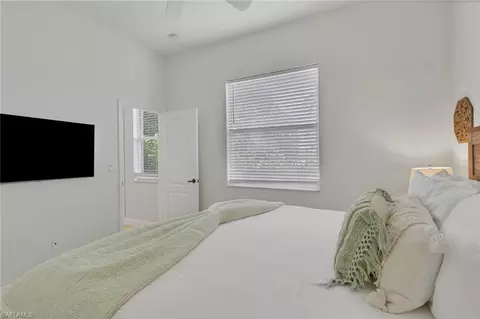 Bedroom - 5121 Coldstream Ln, Naples, FL 34104 photo 6 of 8