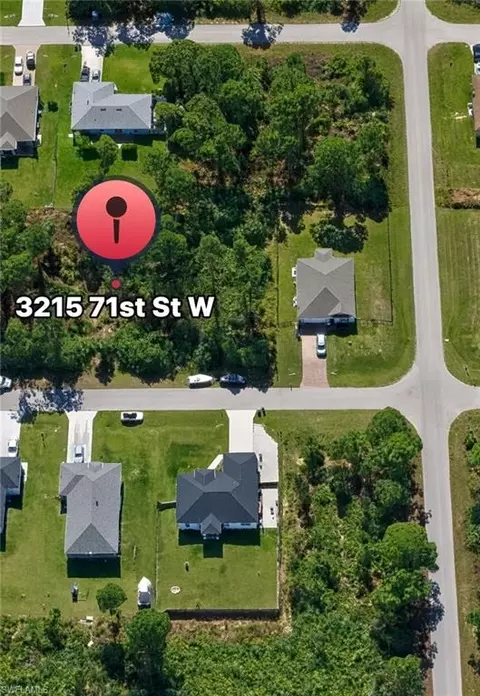 3215 71st St W, Lehigh Acres, FL 33971