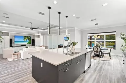 Kitchen - 11636 Periwinkle Dr, Naples, FL 34120 photo 3 of 5