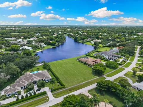 820 Cassena Rd, Naples, FL 34108 photo 9