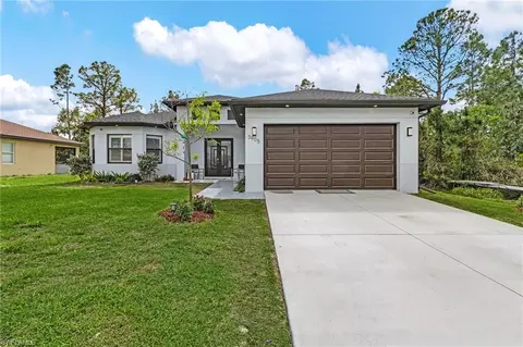 3905 15th St W, Lehigh Acres, FL 33971