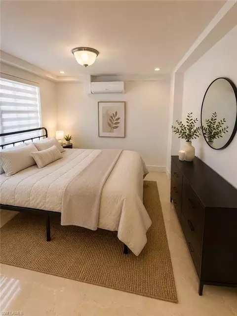 Bedroom - 4590 E 9th Ln, Hialeah, FL 33013 photo 2 of 3