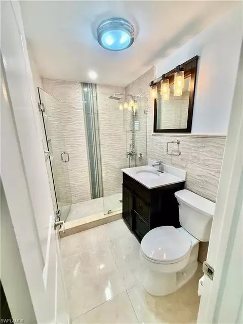 Bath - 4590 E 9th Ln, Hialeah, FL 33013 photo 1 of 3