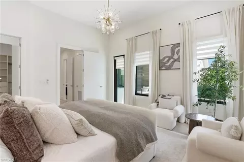 Bedroom - 1150 8th Ter N, Naples, FL 34102 photo 3 of 10