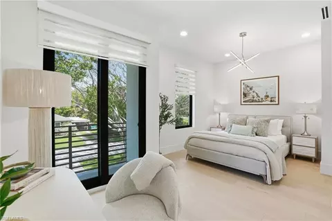 Bedroom - 1150 8th Ter N, Naples, FL 34102 photo 6 of 10