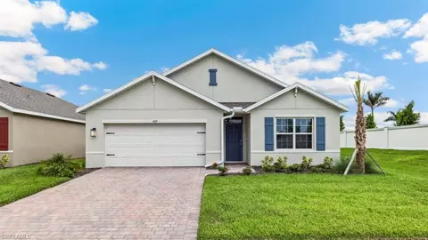 6137 Stratton Rd, Fort Myers, FL 33905