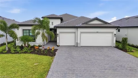 Exterior - 19502 Viewmont Way, Estero, FL 33928 photo 3 of 9