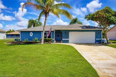 423 SW 39th Ter, Cape Coral, FL 33914