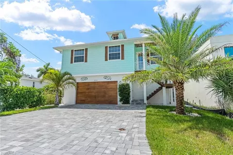 27575 Big Bend Rd, Bonita Springs, FL 34134
