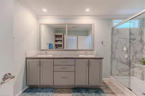 Bath - 585 Cape Florida Ln, Naples, FL 34104 photo 1 of 3