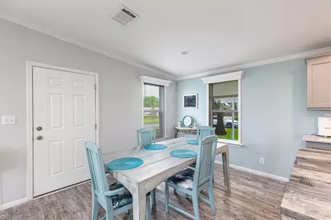 Dining - 585 Cape Florida Ln, Naples, FL 34104 photo 1 of 1