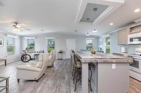 Other - 585 Cape Florida Ln, Naples, FL 34104 photo 2 of 5