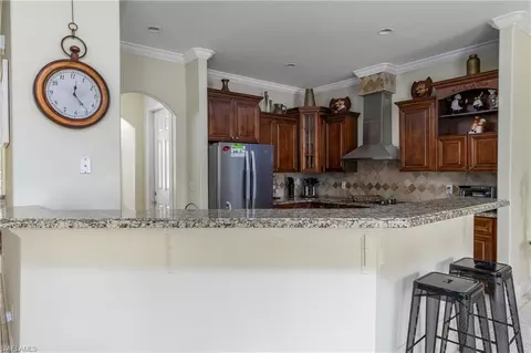 Kitchen - 4021 24th Ave SE, Naples, FL 34117 photo 4 of 4