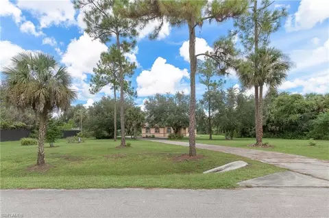 Exterior - 4021 24th Ave SE, Naples, FL 34117 photo 4 of 7